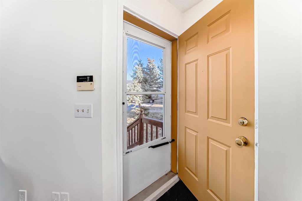 Picture for 11 MARTINRIDGE Place NE