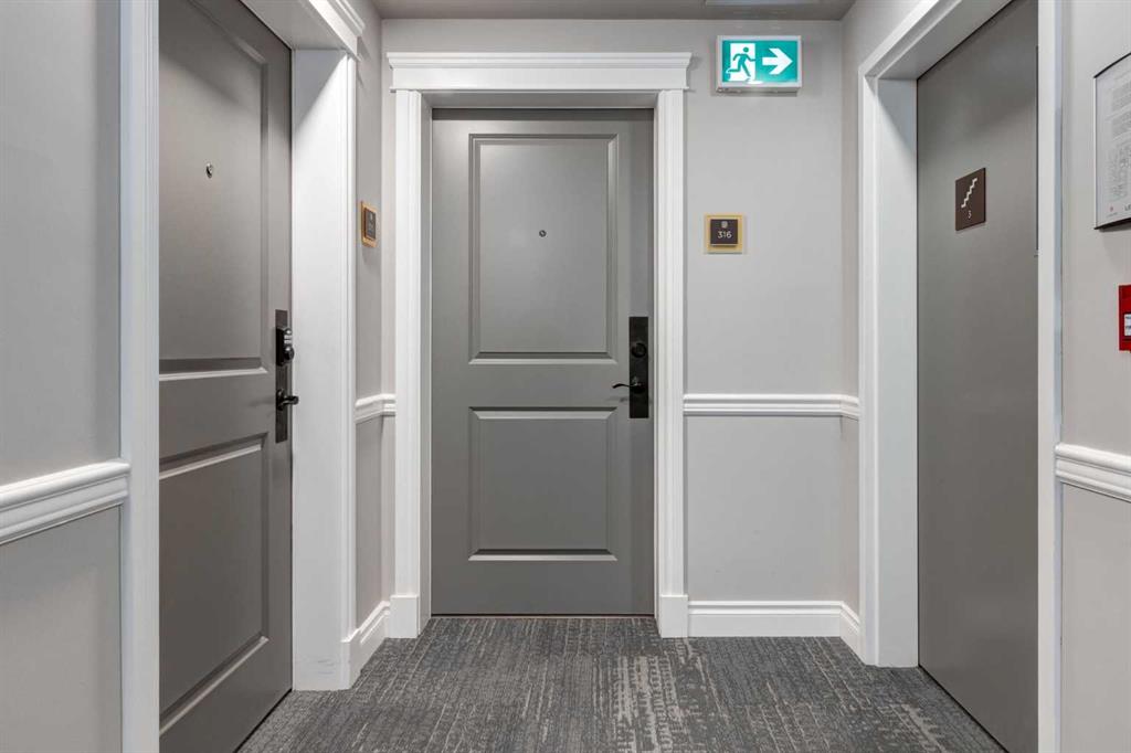 Picture for 316, 30 MAHOGANY Mews SE