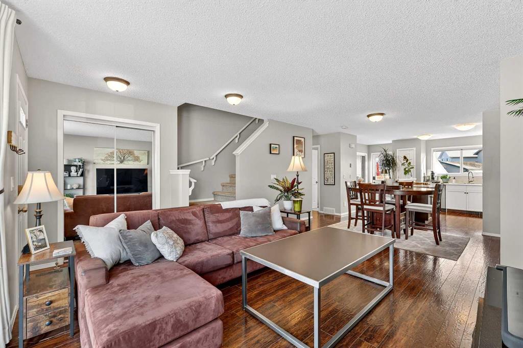 Picture for 88 Cramond Green SE