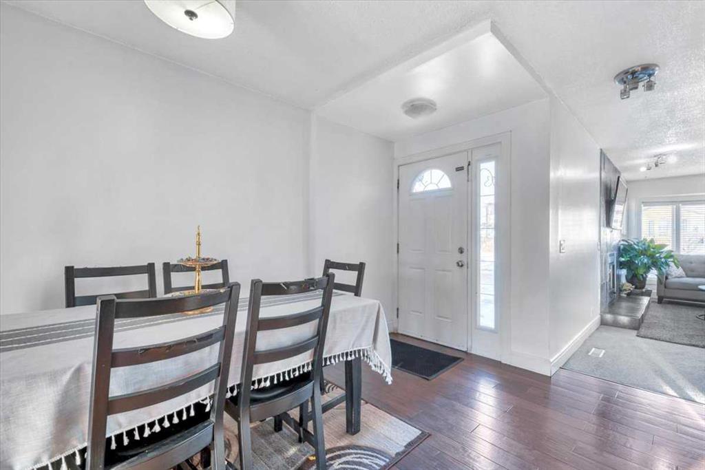 Picture for 19 Castlepark Way NE