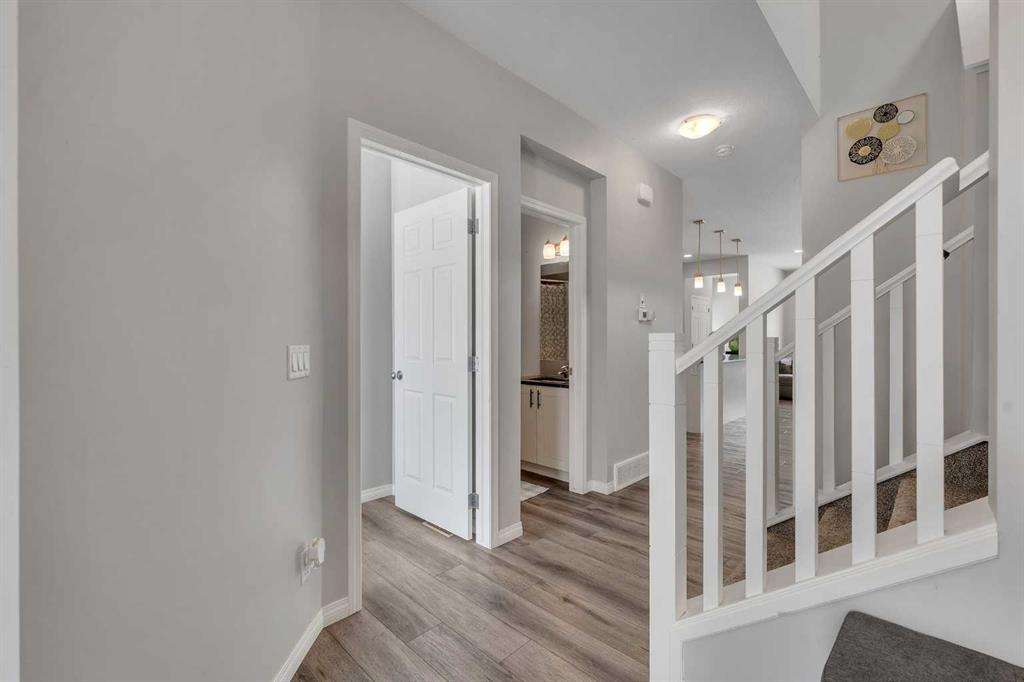 Picture for 89 Homestead Crescent NE