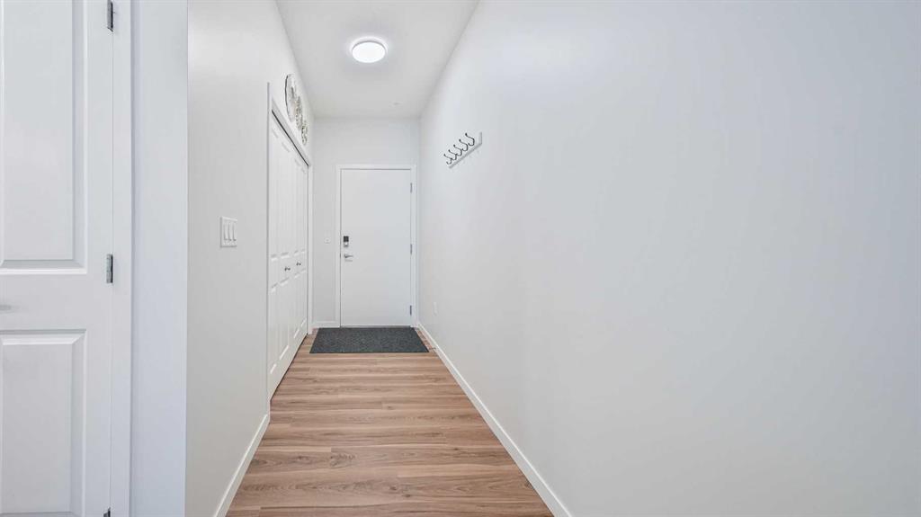 Picture for 2209, 33 Carringham Gate NW