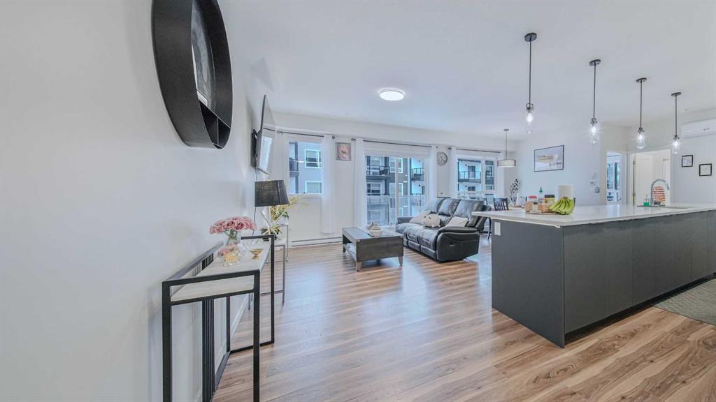 Picture for 2209, 33 Carringham Gate NW