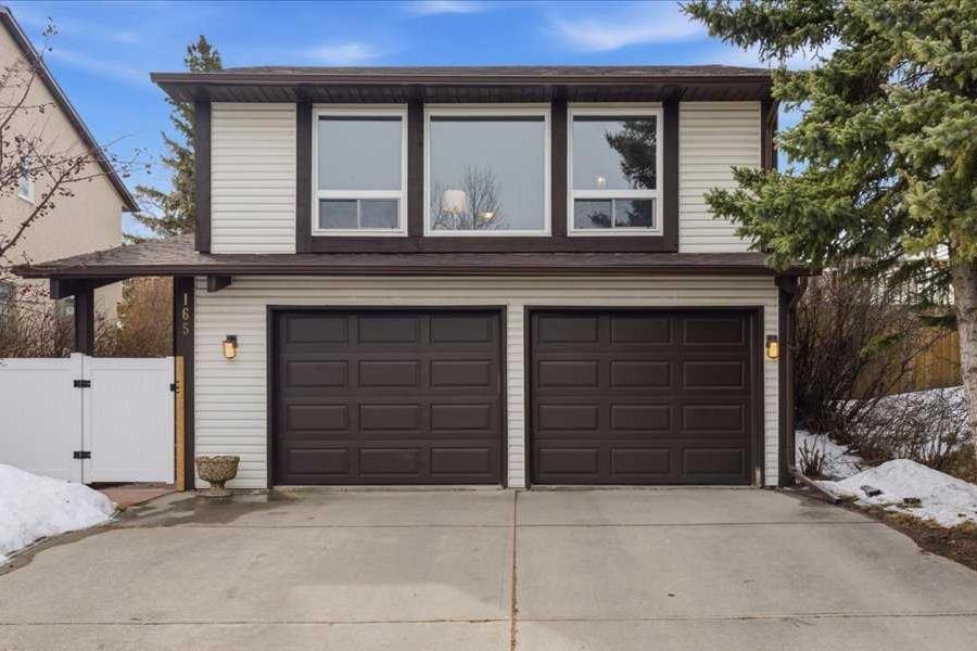 Picture for 165 Macewan Glen Drive NW