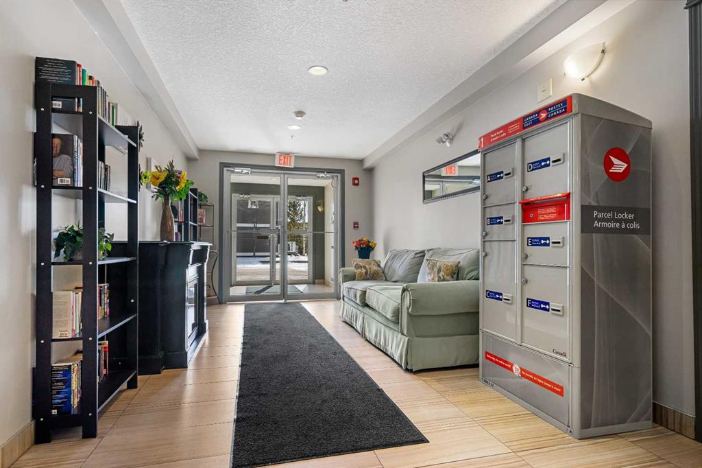 Picture for 202, 304 Cranberry Park SE