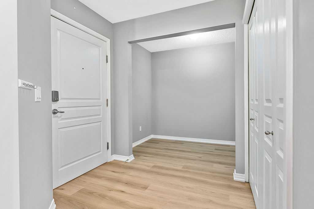 Picture for 233, 22 Richard Place SW