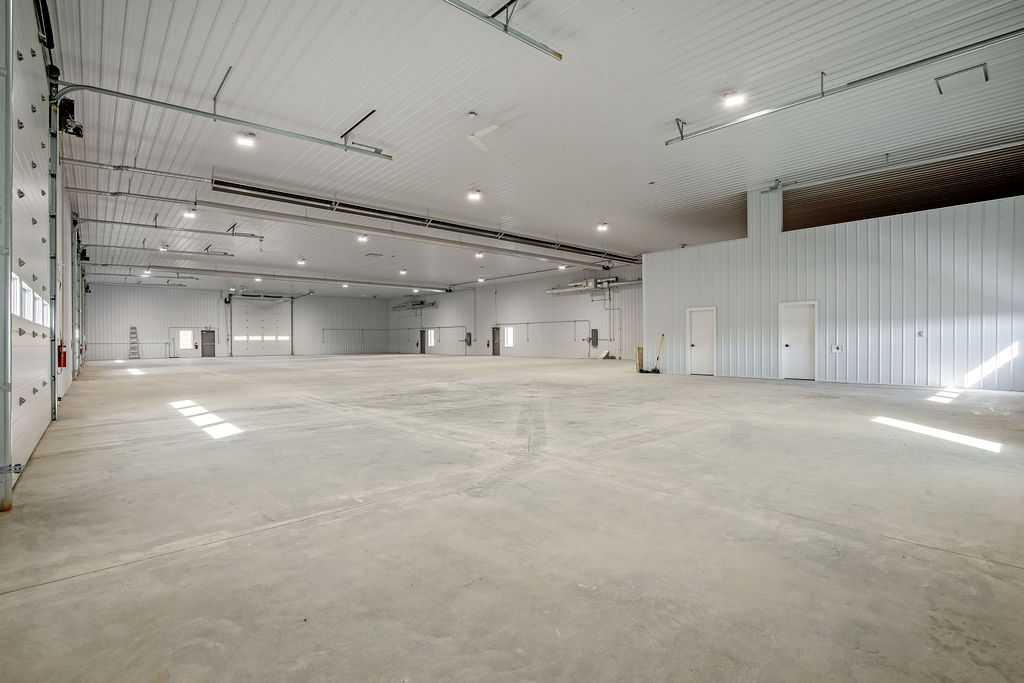 Picture for 168029 Miners Road W