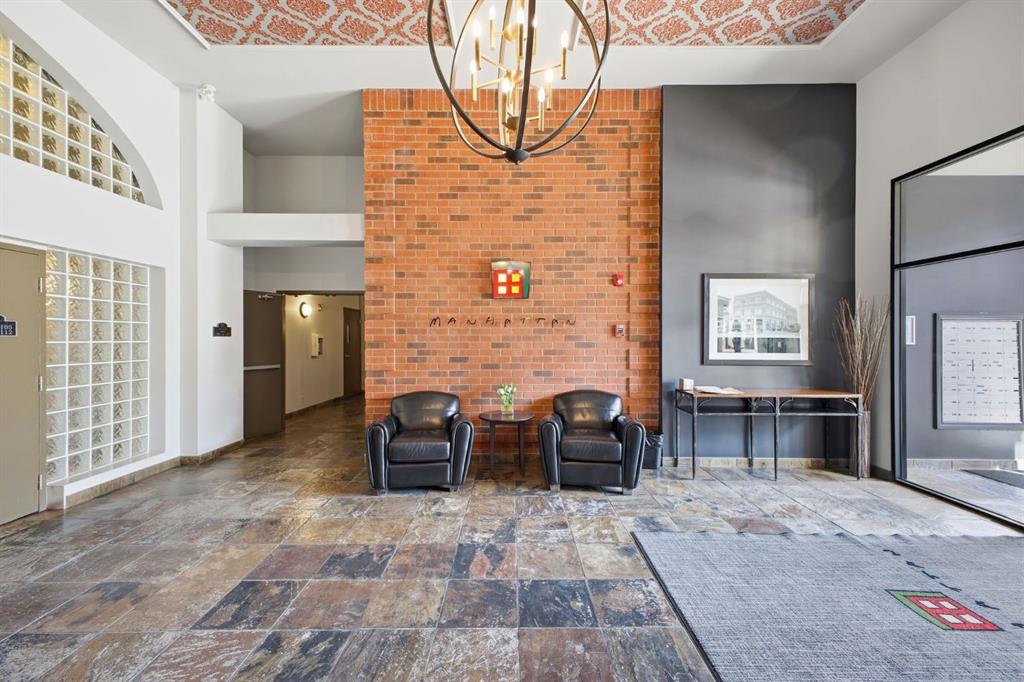 Picture for 301, 1117 1 Street SW