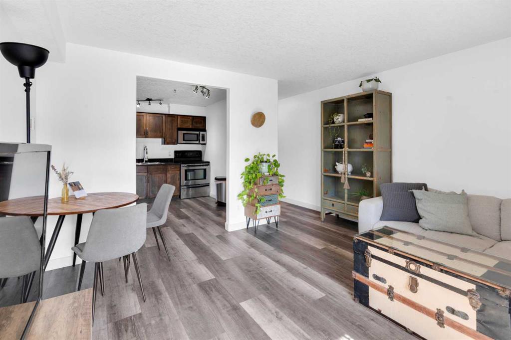 Picture for 204, 931 2 Avenue NW