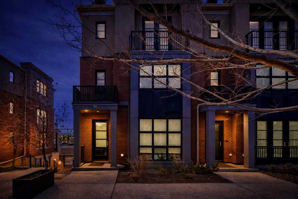 Picture for 701 Aspen Meadows Hill SW