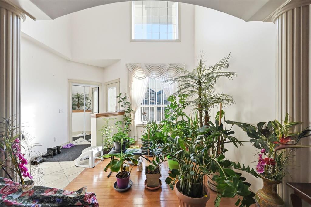 Picture for 104 Taralake Common NE