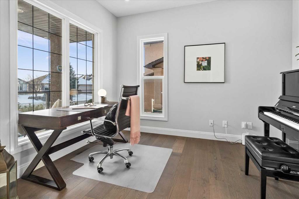 Picture for 255 Gleneagles View 