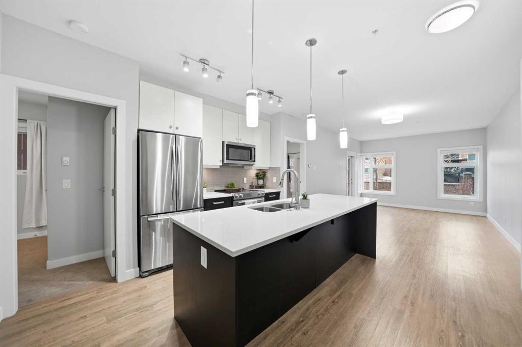 Picture for 107, 1720 10 Street SW