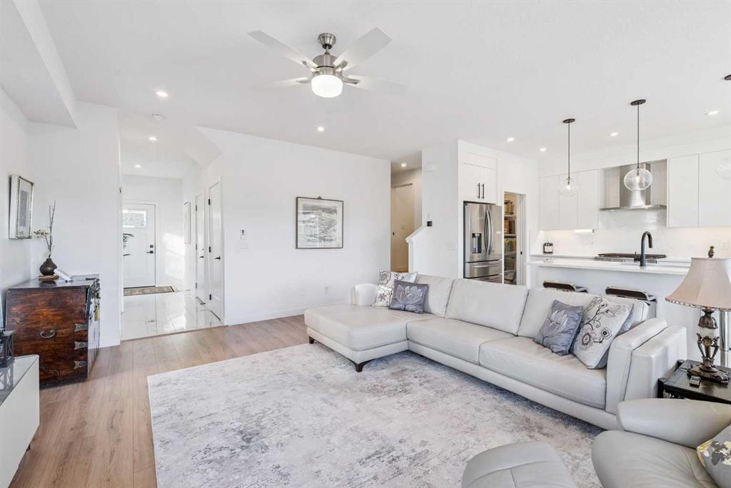 Picture for 255, 7820 Spring Willow Drive SW