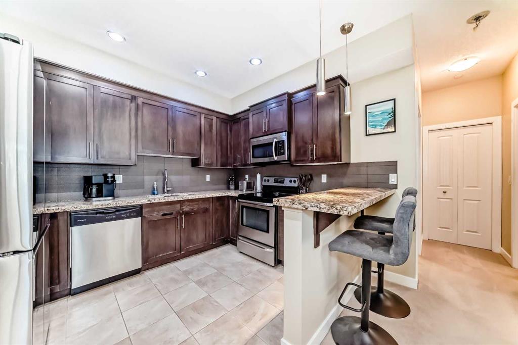 Picture for 116, 1005A Westmount Drive 