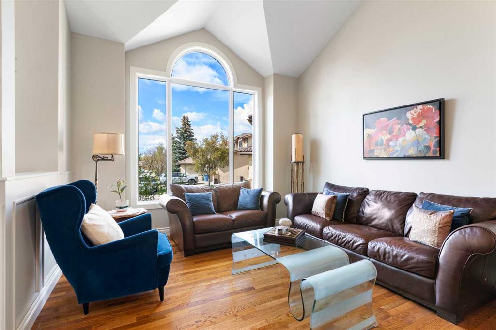 Picture for 476 Silvergrove Gardens NW