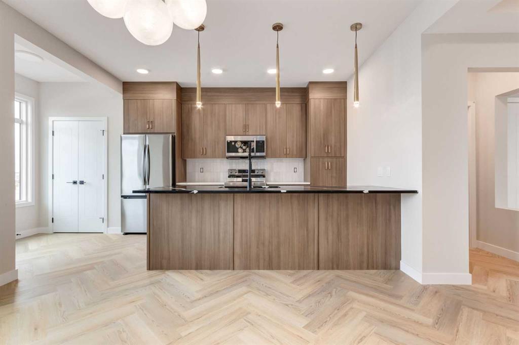 Picture for 442 River Avenue 