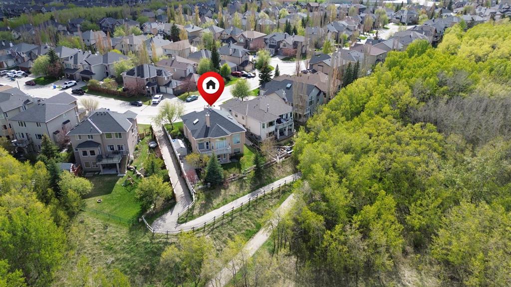 Picture for 72 Strathlea Place SW
