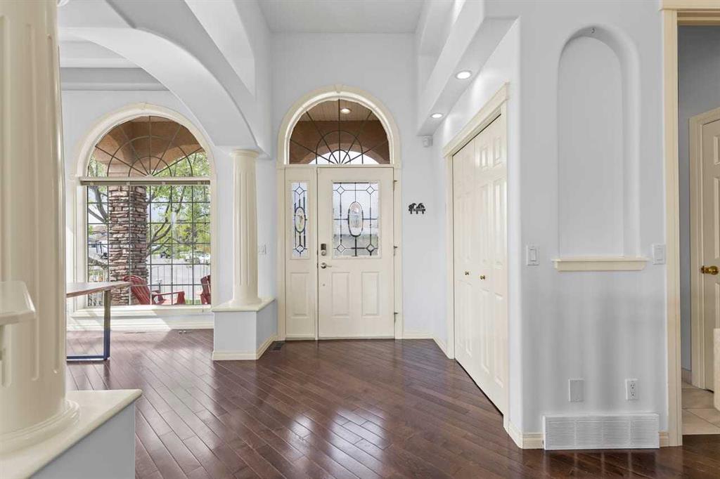 Picture for 72 Strathlea Place SW