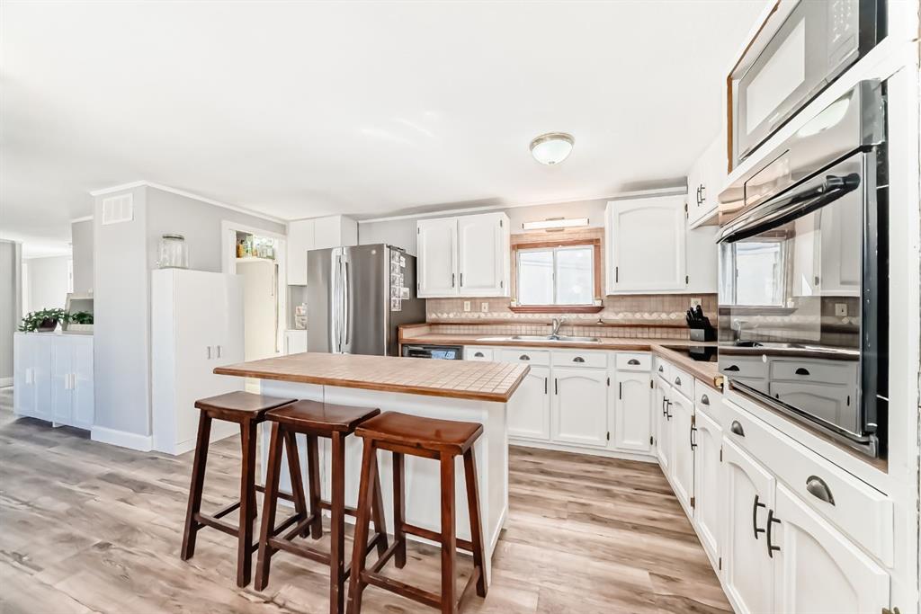 Picture for 124 BIG SPRINGS Drive SE