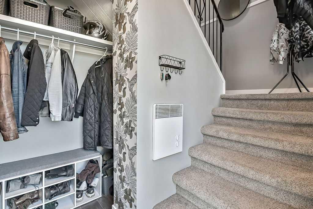 Picture for 818, 13104 Elbow Drive SW