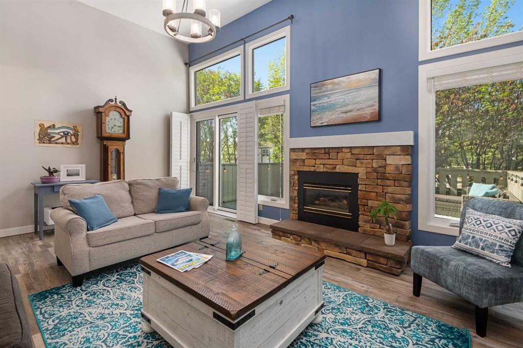 Picture for 3, 185 Woodridge Drive SW