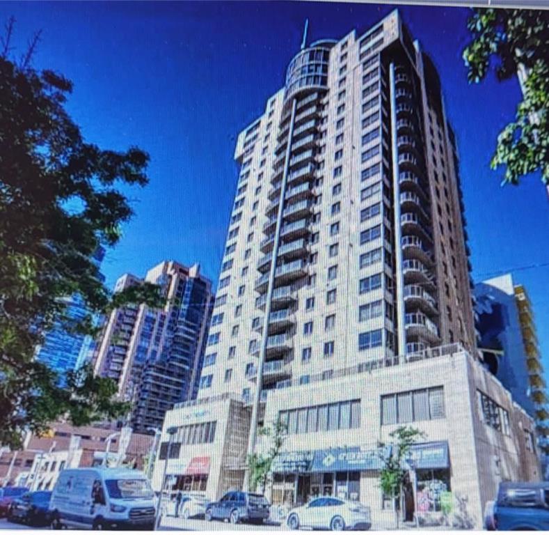 Picture for 1901, 683 10 Street SW