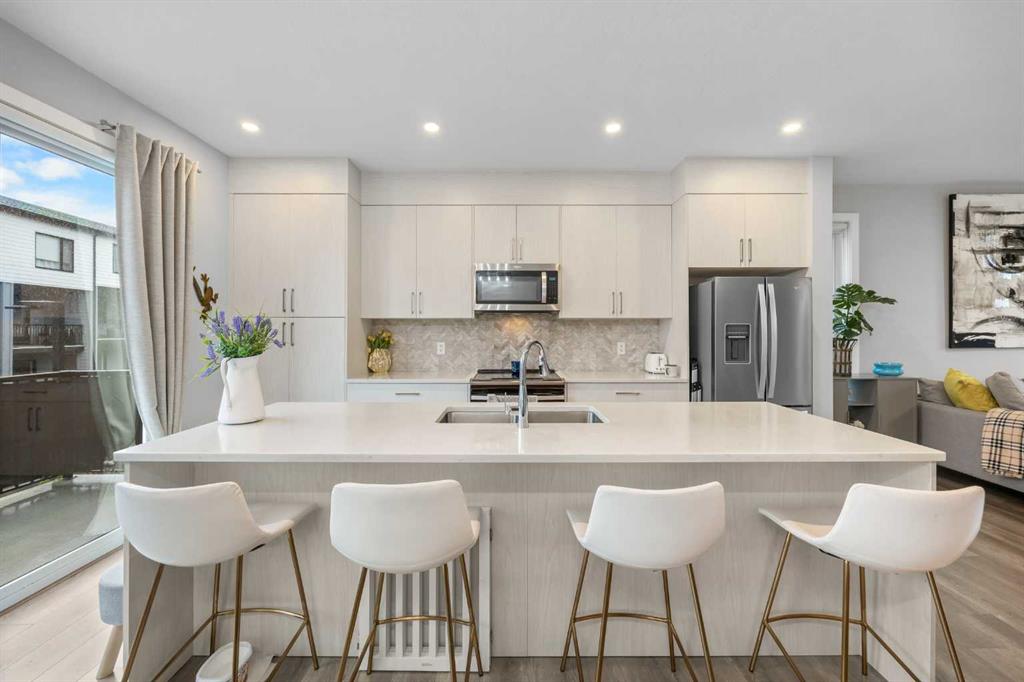 Picture for 605 Evanston Link NW