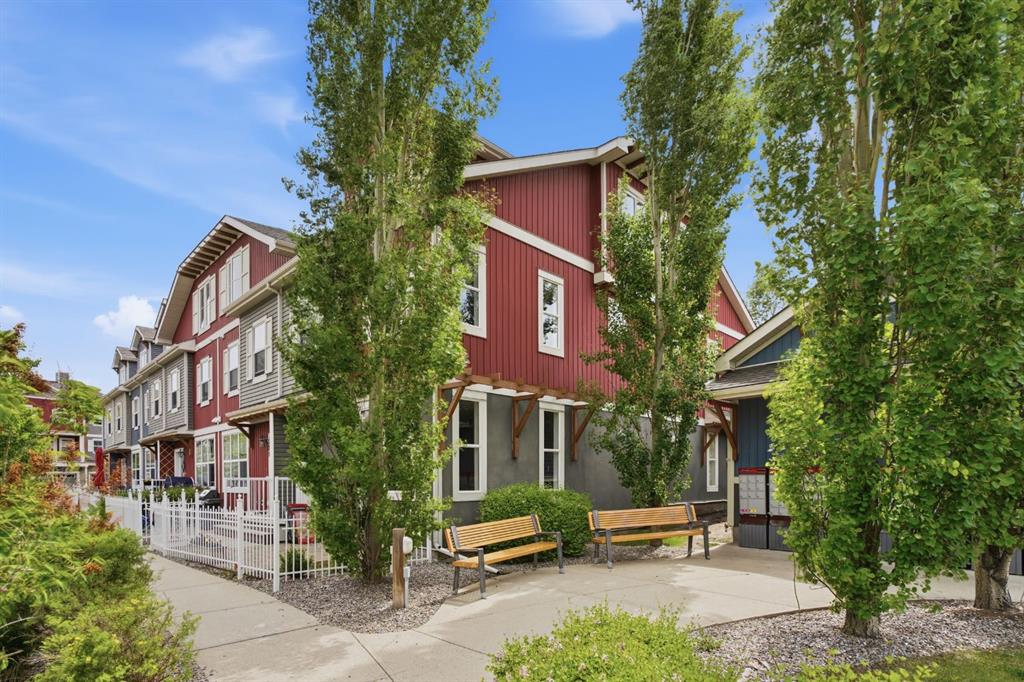 Picture for 523, 10 Auburn Bay Avenue SE