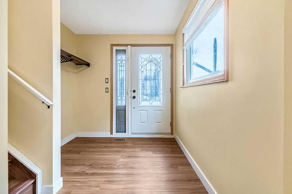 Picture for 6416 28 Avenue NE