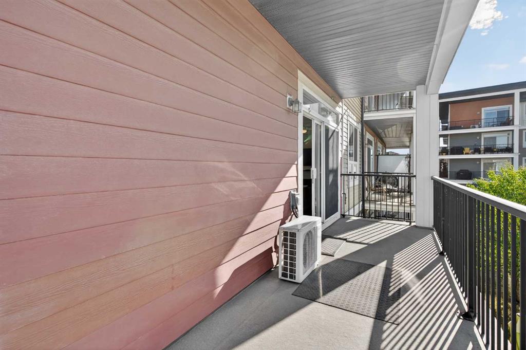 Picture for 207, 20 Walgrove Walk SE https://www.cirrealty.ca/reb/creb/98/A2263398_13.jpg