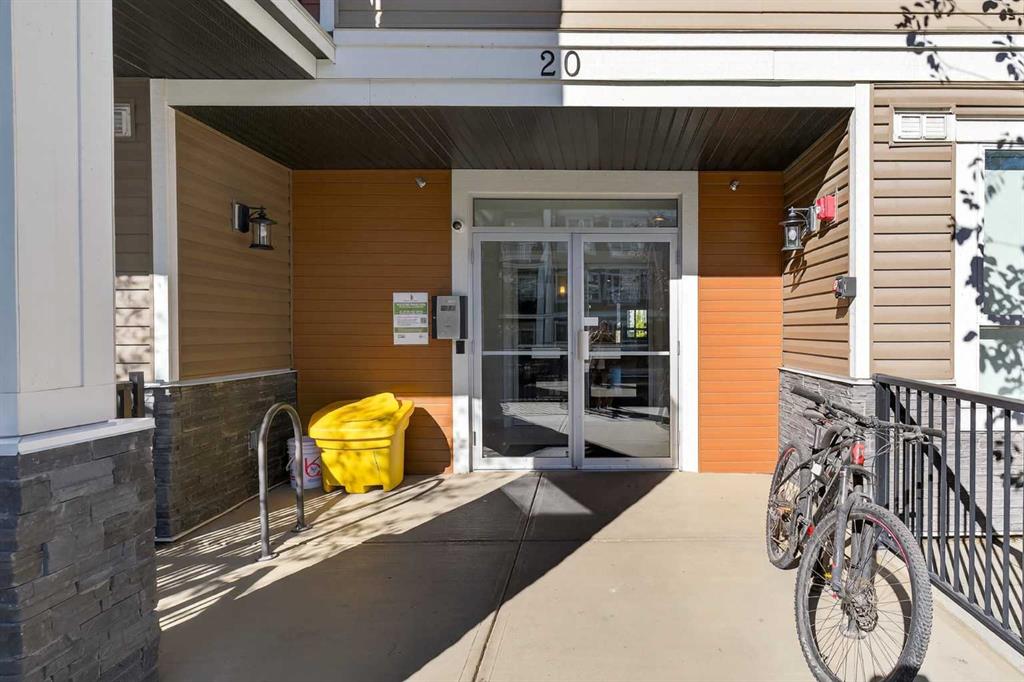 Picture for 207, 20 Walgrove Walk SE https://www.cirrealty.ca/reb/creb/98/A2263398_36.jpg