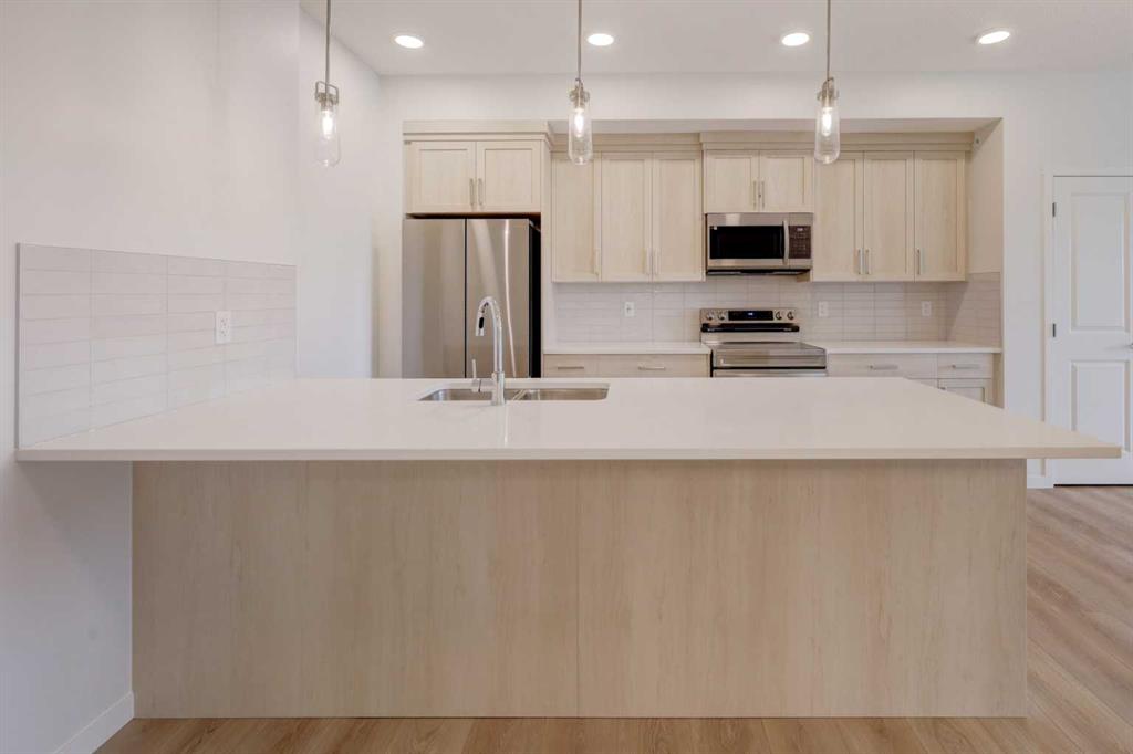 Picture for 1407, 550 Belmont Street SW