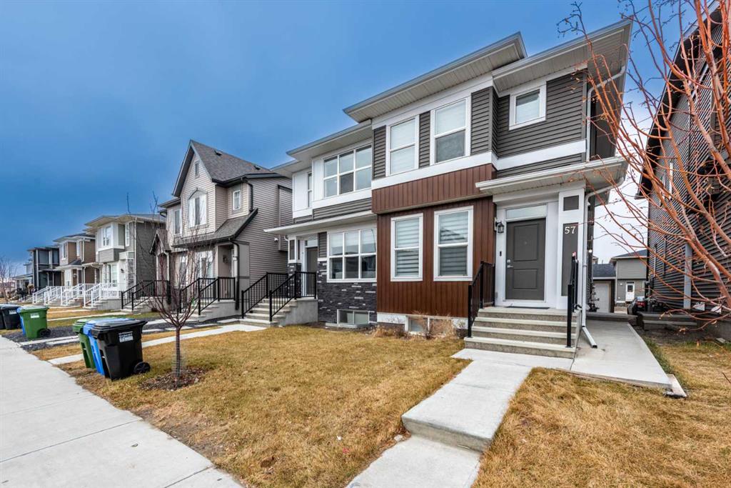 Picture for 57 Corner Glen Row NE