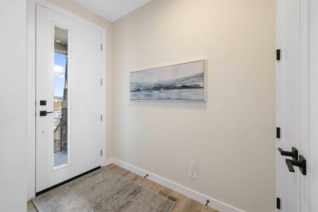 Picture for 486 Kinniburgh Loop 