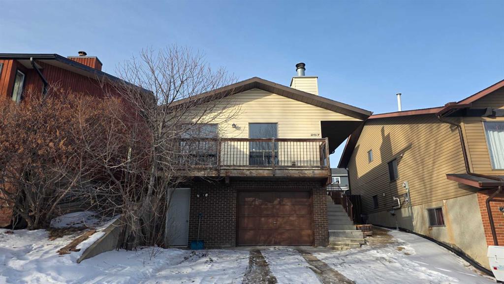 Picture for 257 Macewan Glen Drive NW