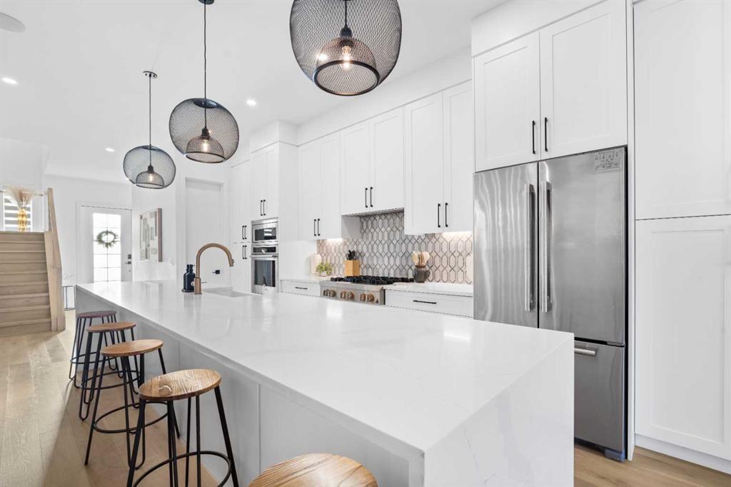 Picture for 2022 50 Avenue SW