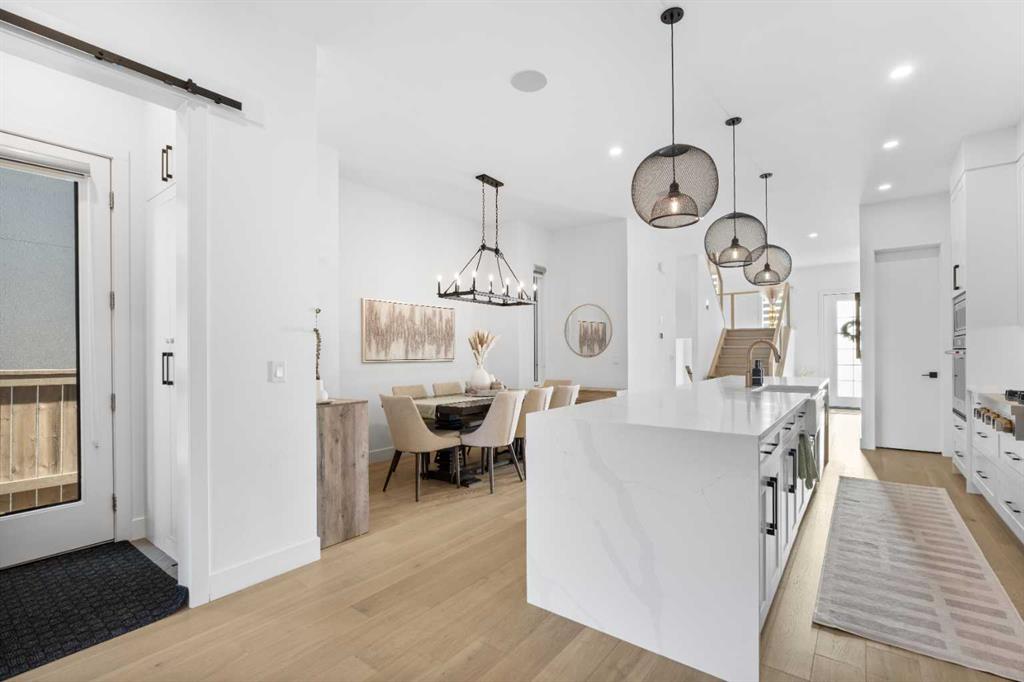 Picture for 2022 50 Avenue SW