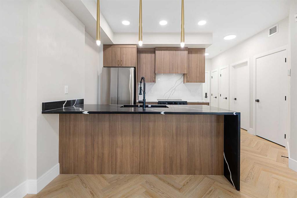 Picture for 408, 330 Dieppe Drive SW