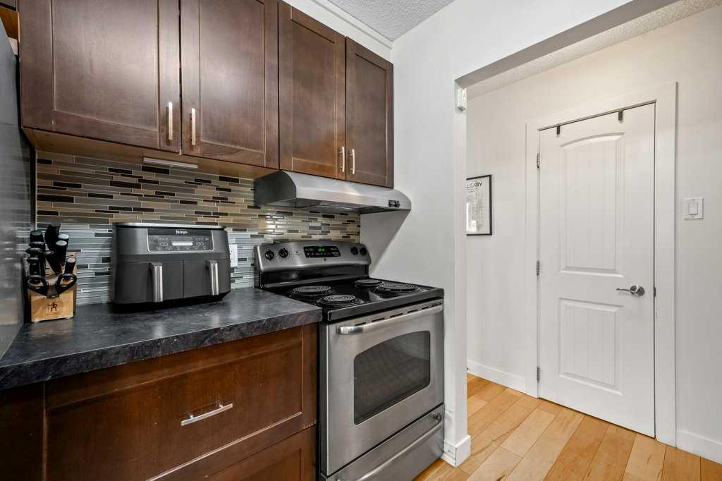 Picture for 101, 312 15 Avenue NE