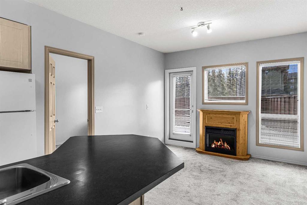 Picture for 122, 176 Kananaskis Way 