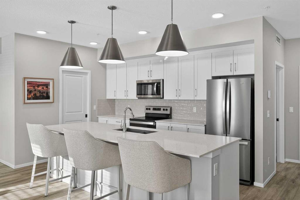 Picture for 214, 140 Mahogany Street SE