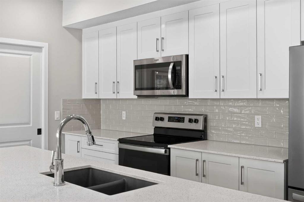 Picture for 214, 140 Mahogany Street SE