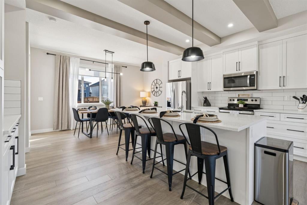 Picture for 512 River Avenue 