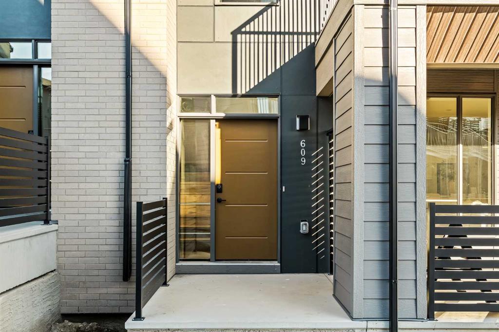 Picture for 609 Sovereign Common SW