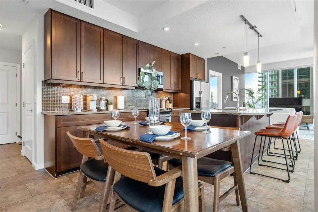 Picture for 802, 211 13 Avenue SE