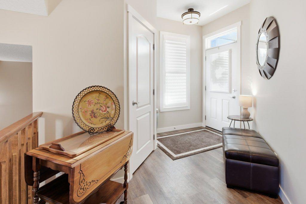 Picture for 54 Crestbrook Drive SW