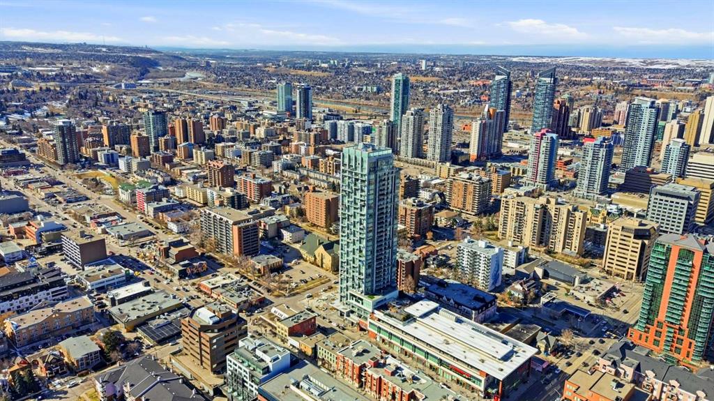 Picture for 1007, 930 16 Avenue SW