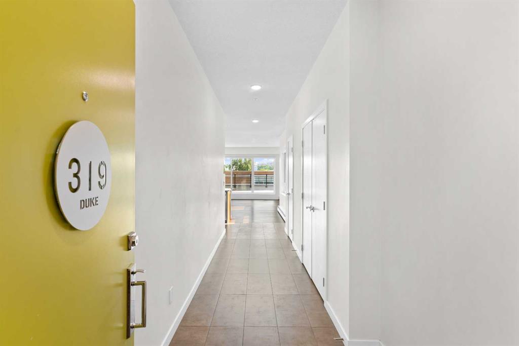 Picture for 319, 120 18 Avenue SW