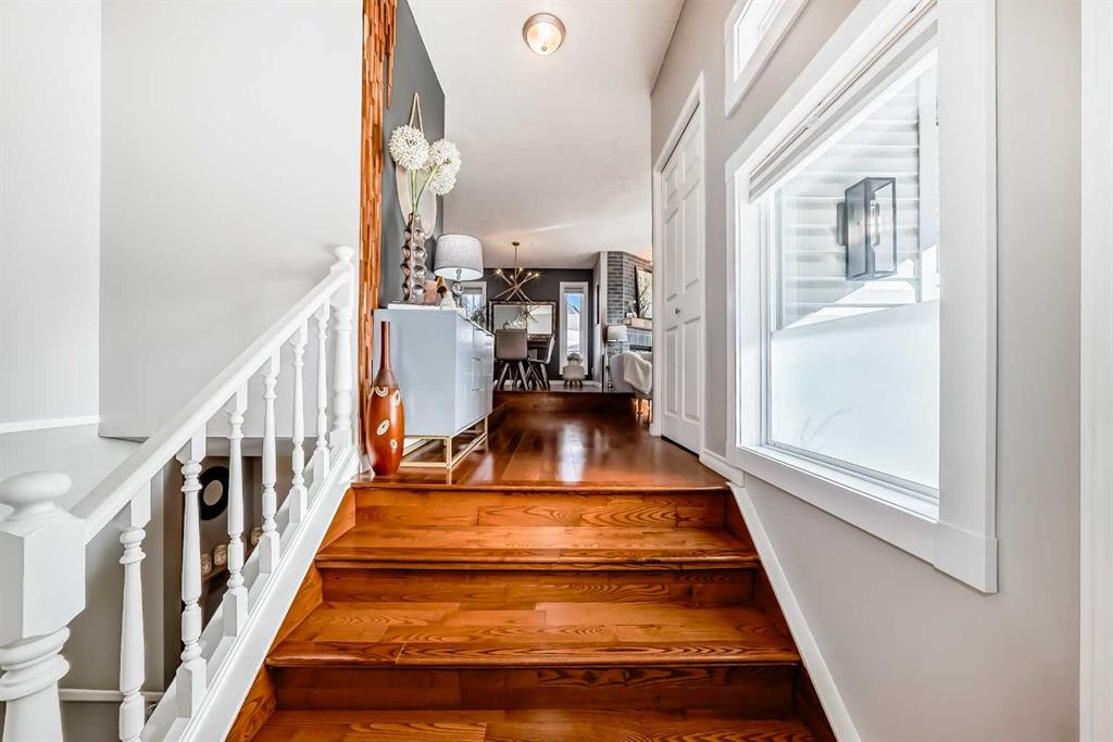 Picture for 71 Macewan Glen Road NW